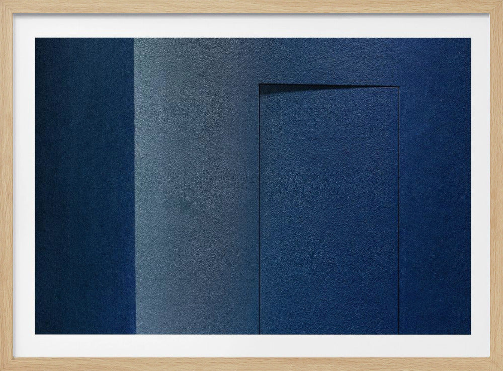 Minimalismo blu o una porta segreta | Poster - Stampe d’Arte
