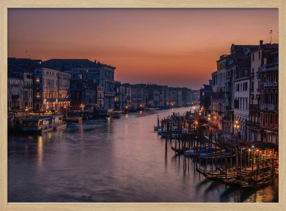 Venetsian Canal Grande auringonlaskussa | Julisteet - Taidevedokset