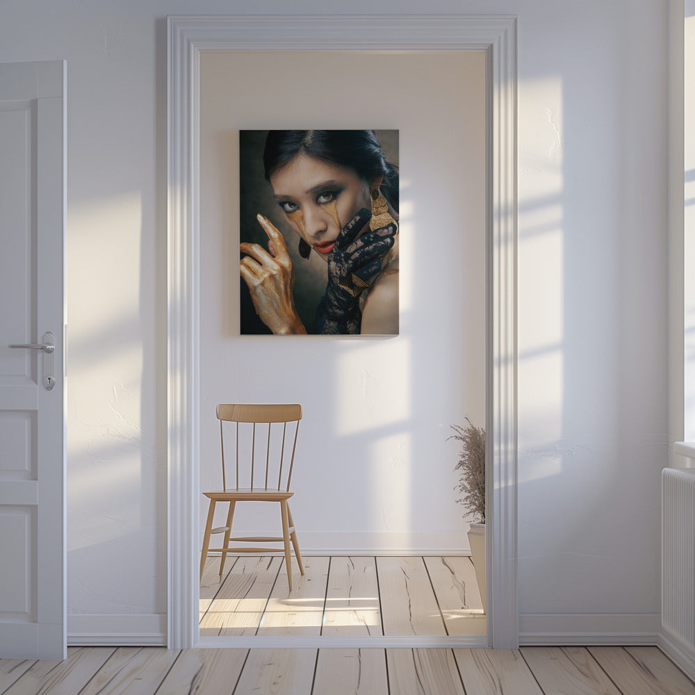 Gold Hand | Canvas
