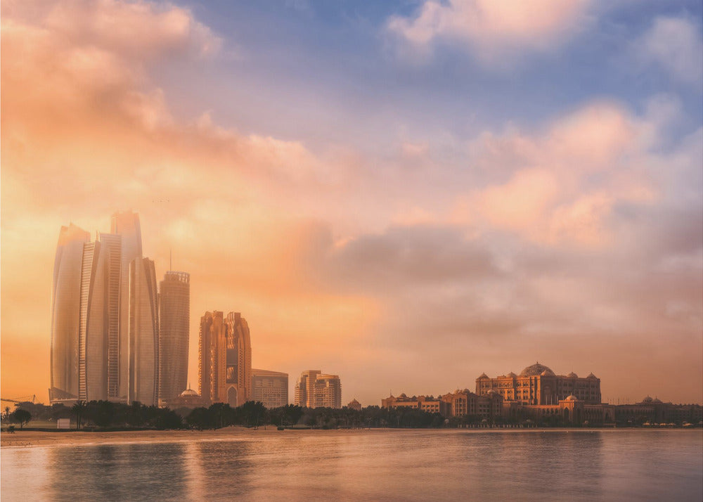 Etihad Towers ja Emirates Palace, Abu Dhabi, Arabiemiirikunnat | Canvastaulut