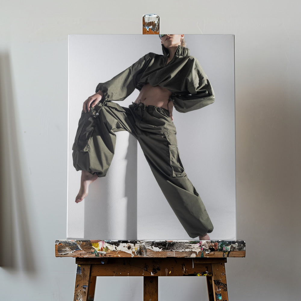 Carlota in fashion | Canvas