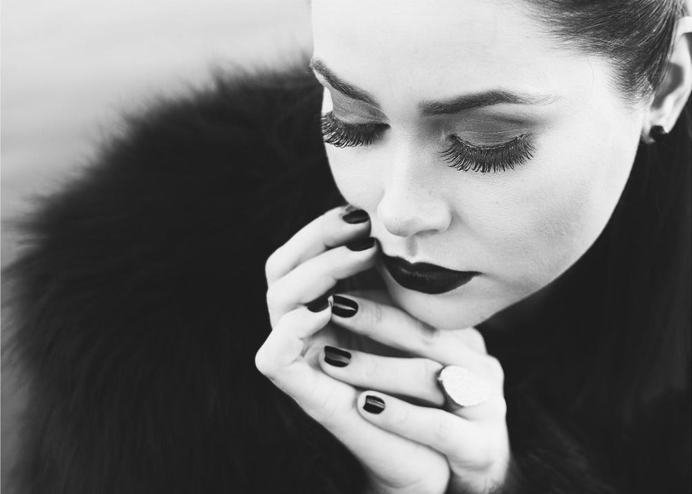 tra le dita | Stampe su Tela